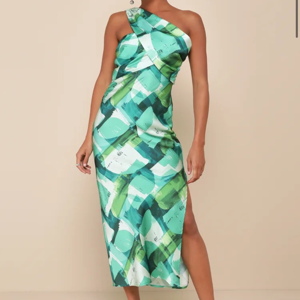 Lulu's Green One Shoulder Dress